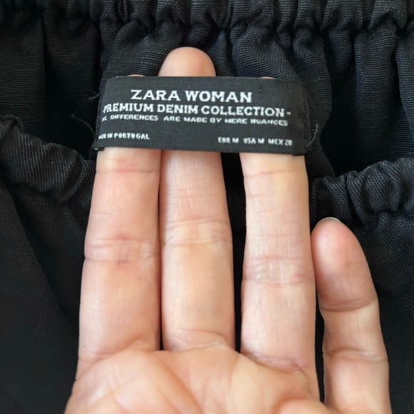 Black ZARA off the shoulder mini dress. - Picture 5 of 6